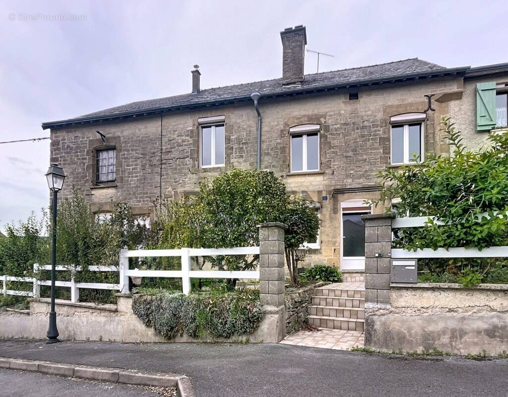 Maison à YVERNAUMONT