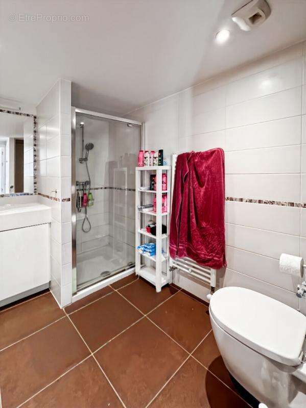 Appartement à VALLAURIS