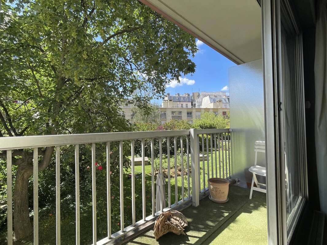 Beau 3 pieces plein sud - vue dégagée sur jardin - photo 2