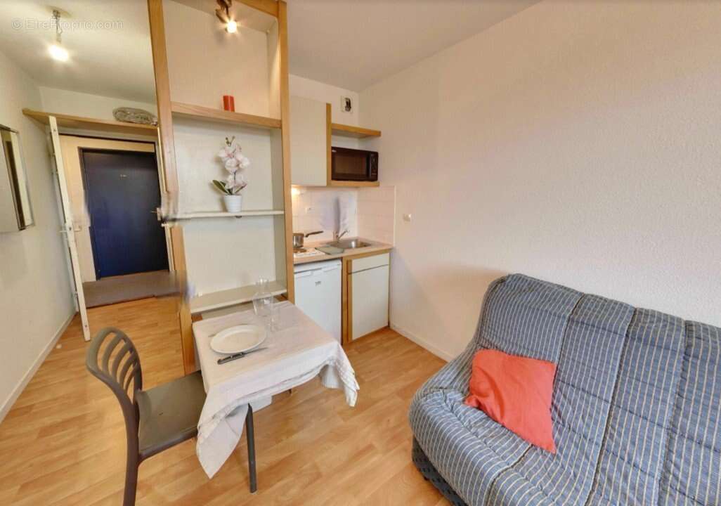 INVESTISSEMENT LOCATIF  GRENOBLE  Résidence étudiante Les Estudines Europole - 5,57 de rentabilité - photo 4