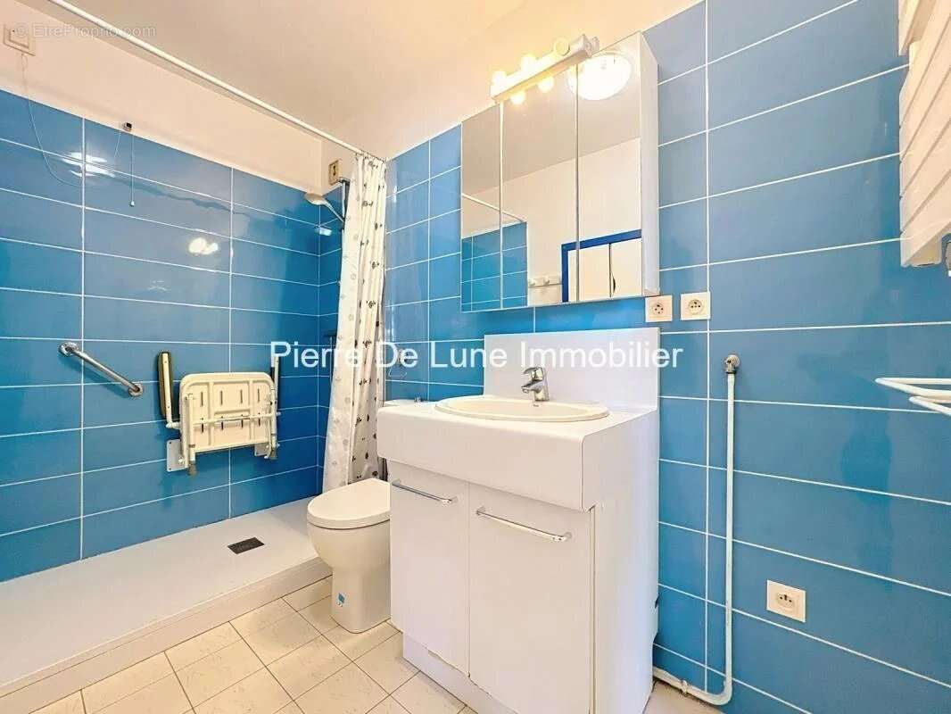 Lumineux T3 Résidence Services Séniors Hespérides Courbevoie - photo 11