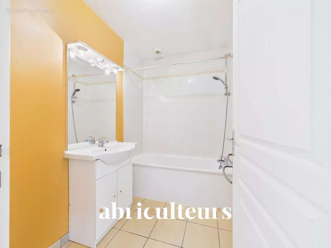 Maison à BOUGUENAIS