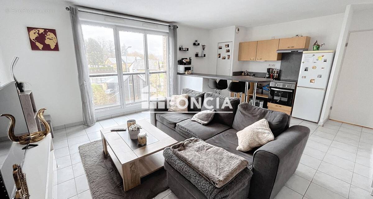 Appartement à SAINT-GEORGES-DES-GROSEILLERS