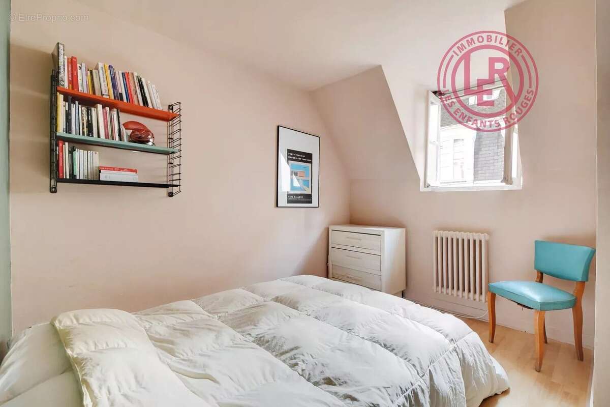 Appartement à PARIS-3E