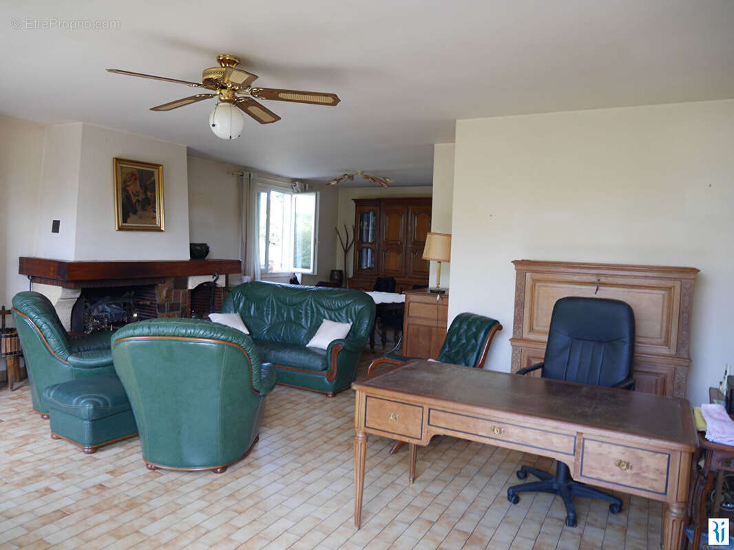 Maison à FRESQUIENNES