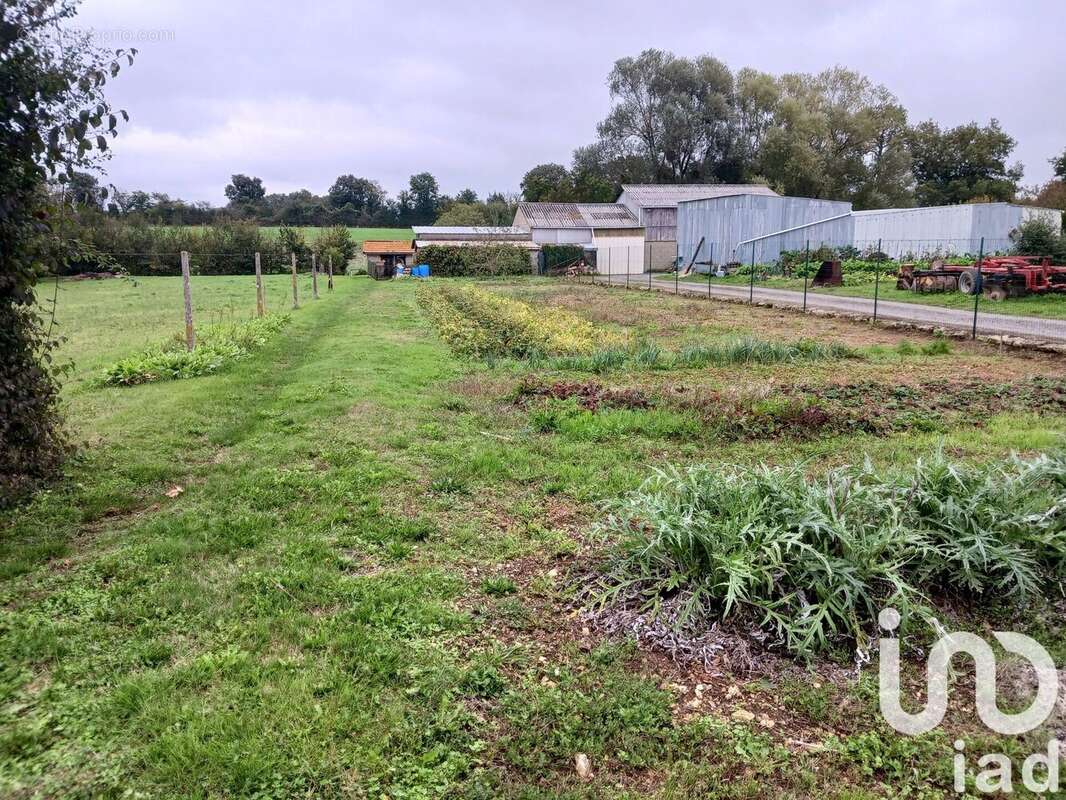 Photo 6 - Maison à USSON-DU-POITOU
