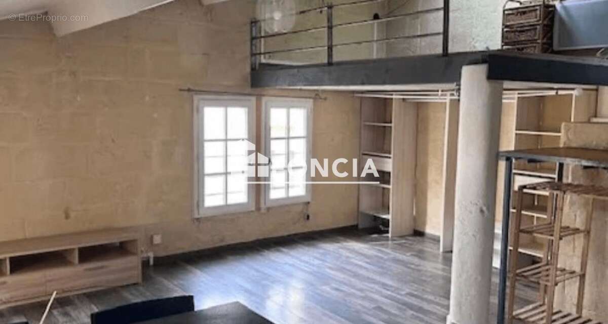 Bel appartement de Type 1 en plein centre ville - photo 3