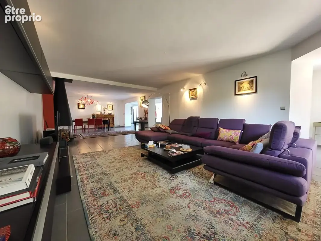 Maison de standing de 416 m² sur un terrain 2320 m² avec piscine - photo 4