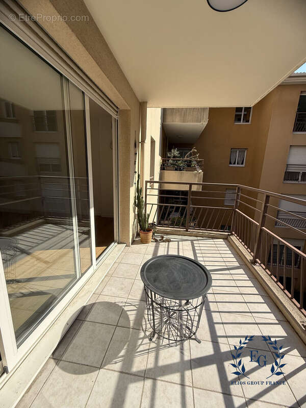 Appartement à MARSEILLE-7E
