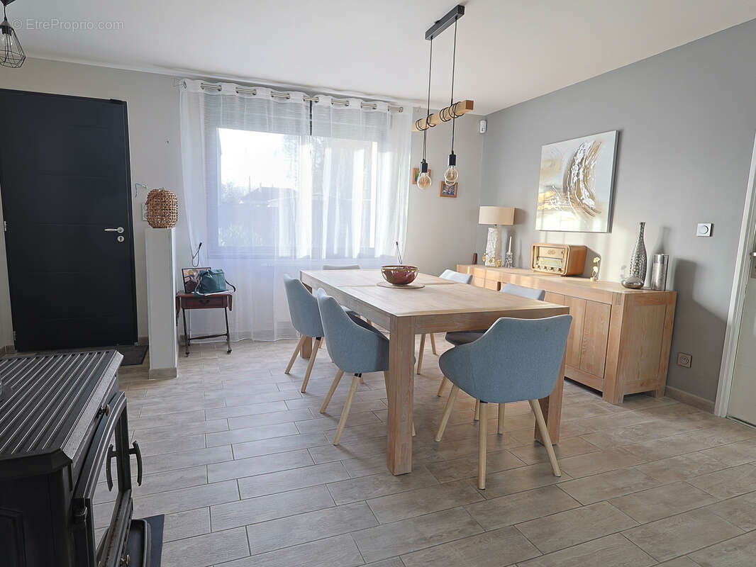 Maison à TRAINOU