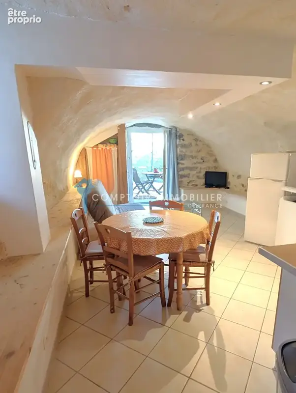 Dépt. 07 - A VENDRE à LAVILLEDIEU - Grand Mas de 530 m2 avec 7 appartements loués - Parcelle de 1600 m2. Inves - photo 12