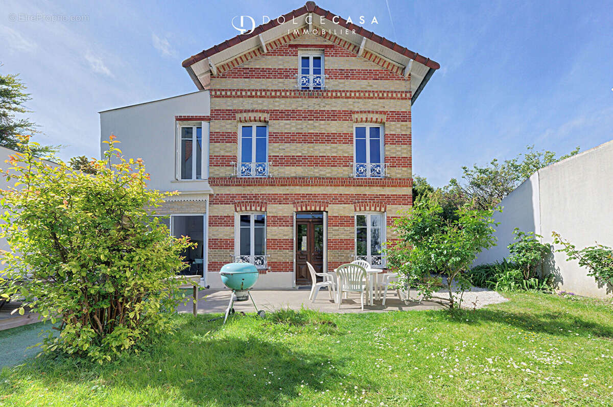 Maison à BRY-SUR-MARNE