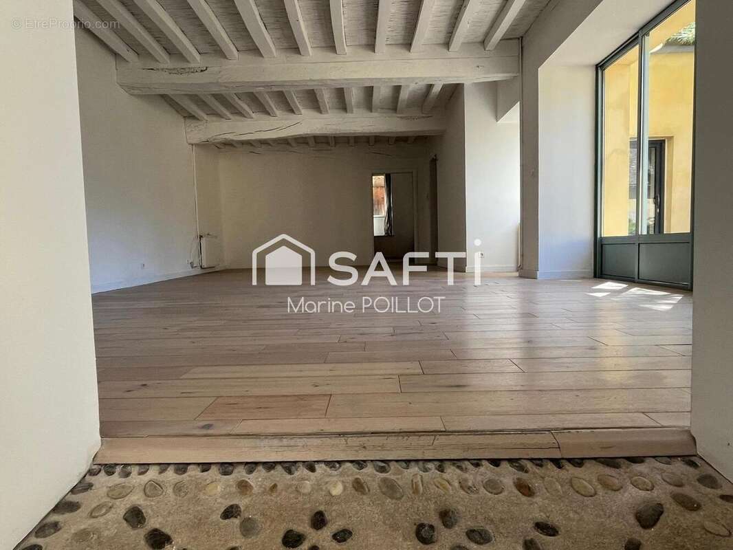 Photo 2 - Maison à SAINT-ROMAIN