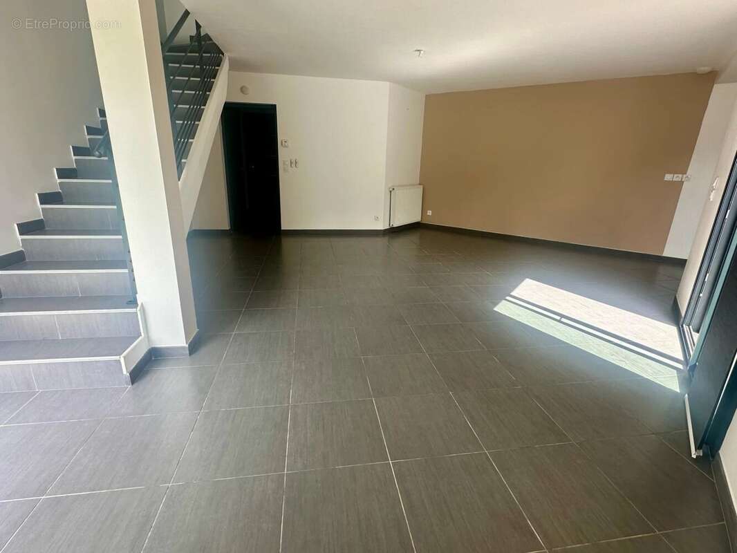 Maison à SAINT-JEAN