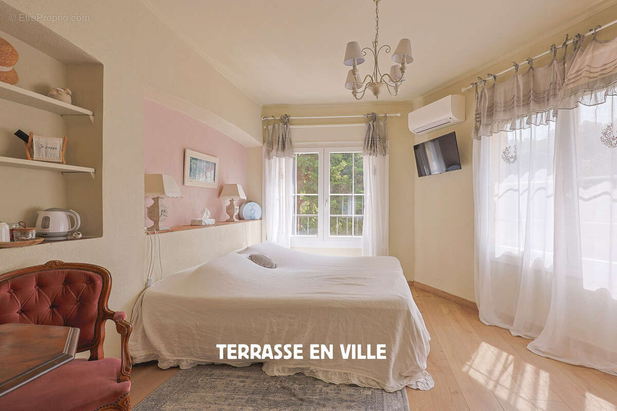 Appartement à EVENOS