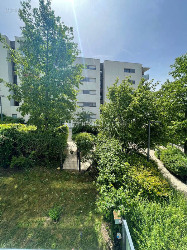 Appartement à SAINTE-FOY-LES-LYON