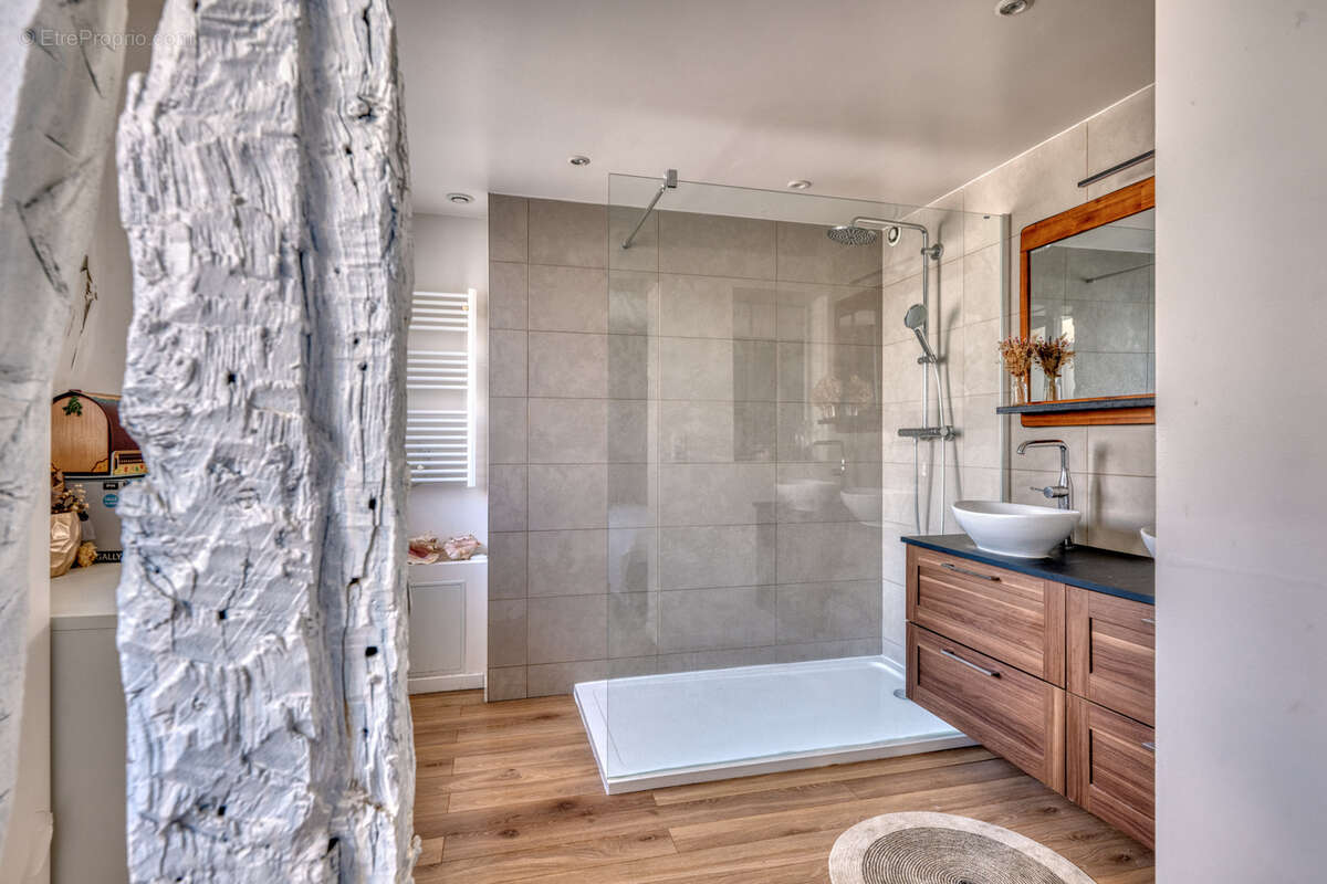 Appartement à PARIS-2E