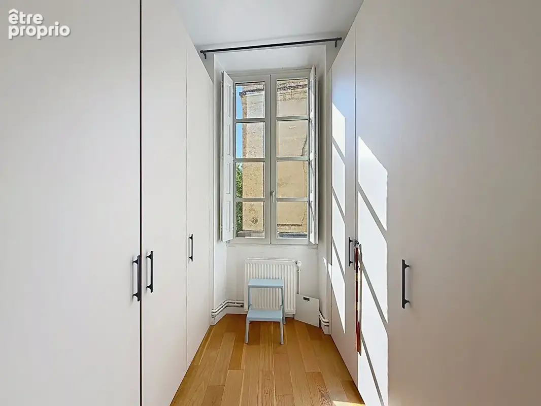 Appartement d'exception 135 m2 - garage privatif en centre historique - photo 9