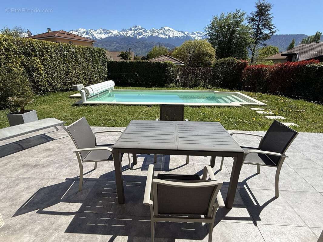 Maison à MONTBONNOT-SAINT-MARTIN