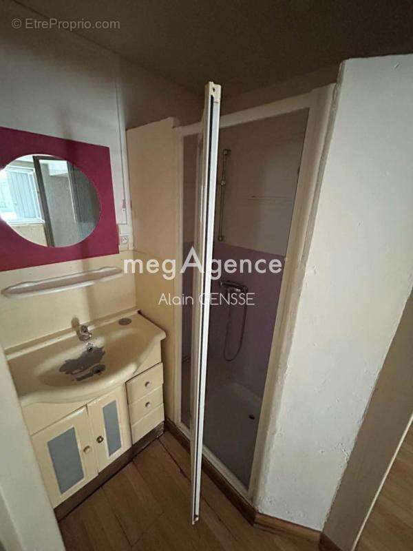 Maison 96 m² à Surgeres  - photo 6
