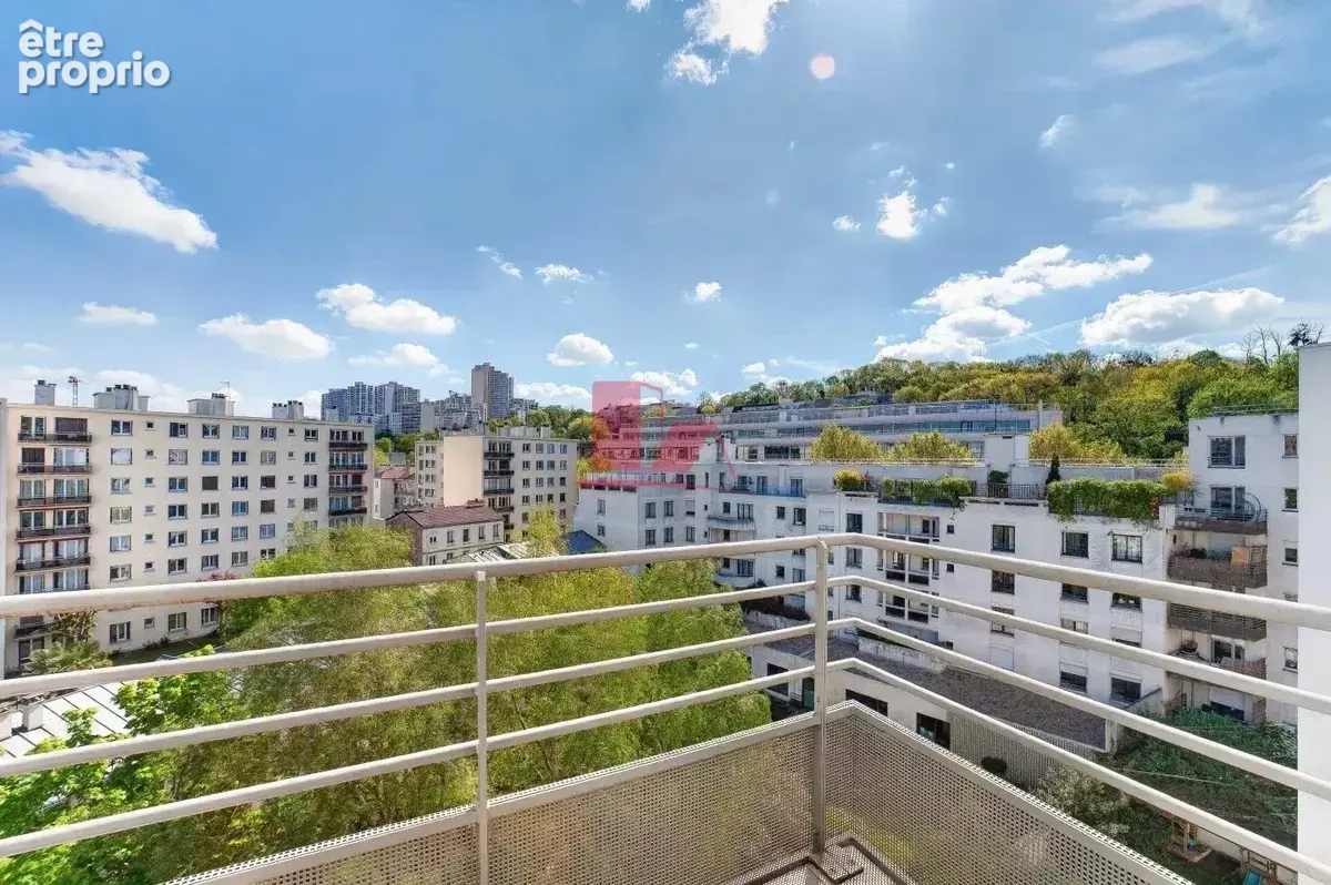 ISSY - La ferme - Beau T5 110 m2 au dernier étage terrasse cave et parking - photo 10