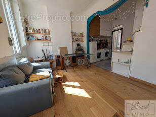 Appartement à MARSEILLE-6E