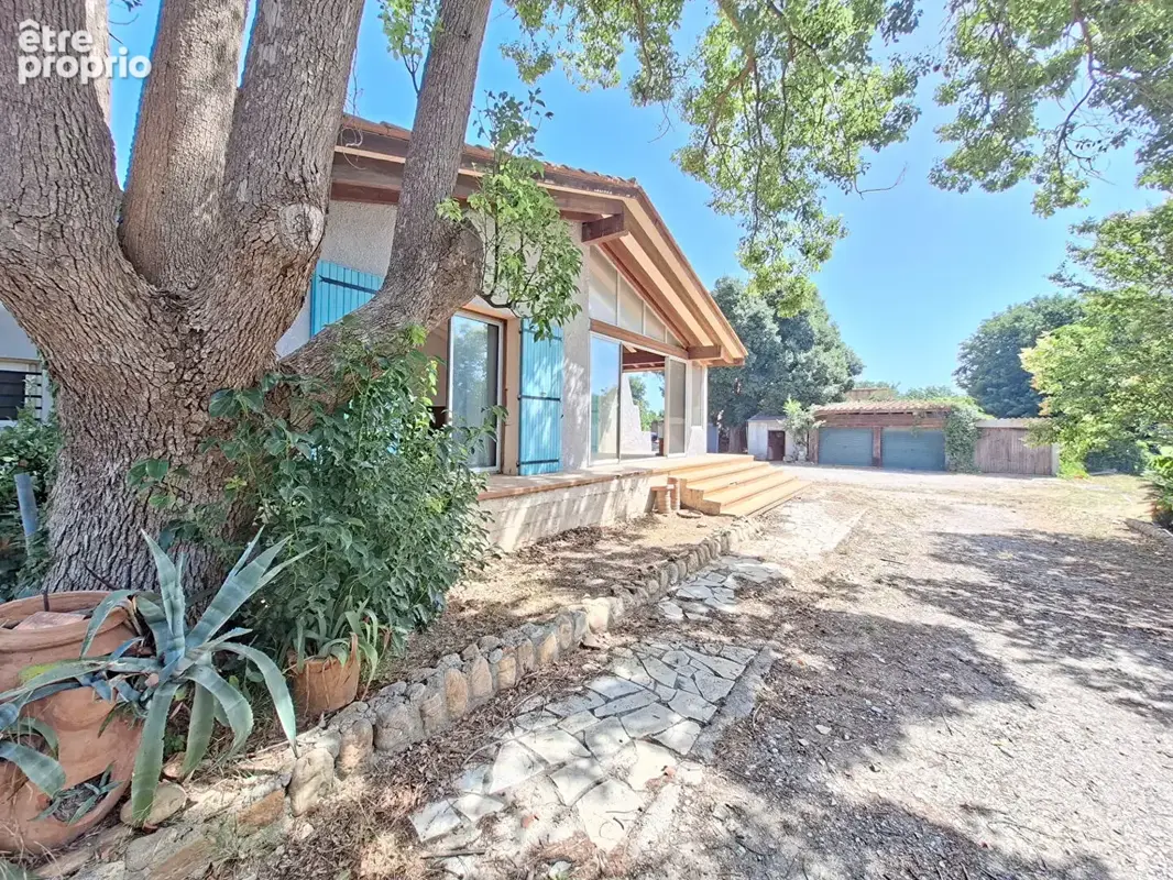 Perpigna Sud Est Maison de Type 4  de145m2 sur 6800m2 de terrain - photo 4