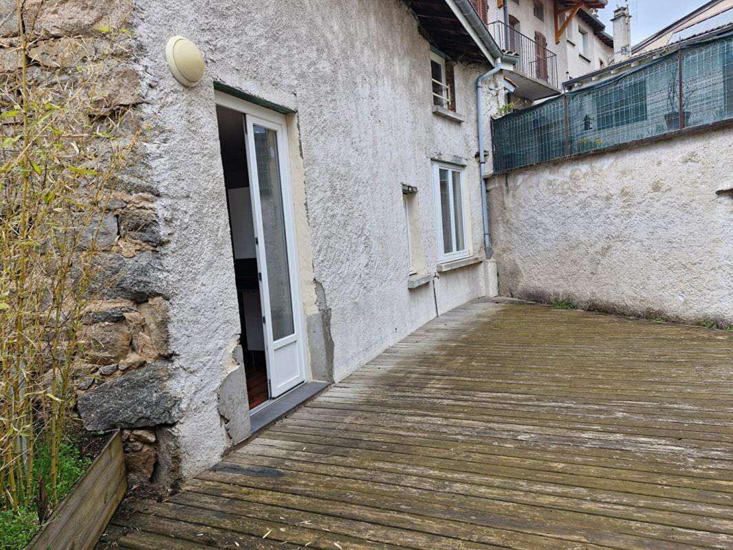 Appartement à SAINT-JUST-EN-CHEVALET