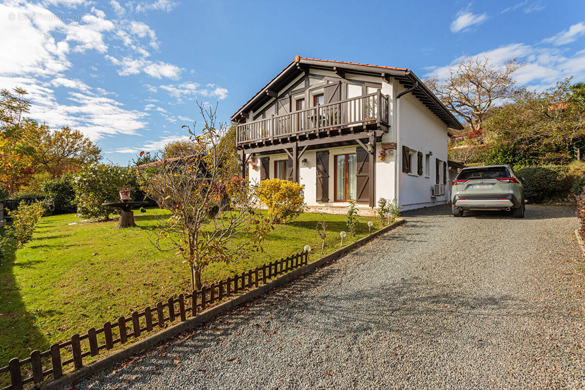 Maison à SAINT-PEE-SUR-NIVELLE