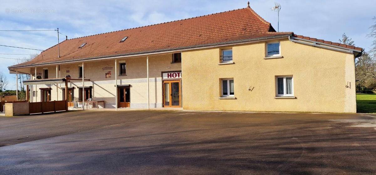 Maison à LONS-LE-SAUNIER