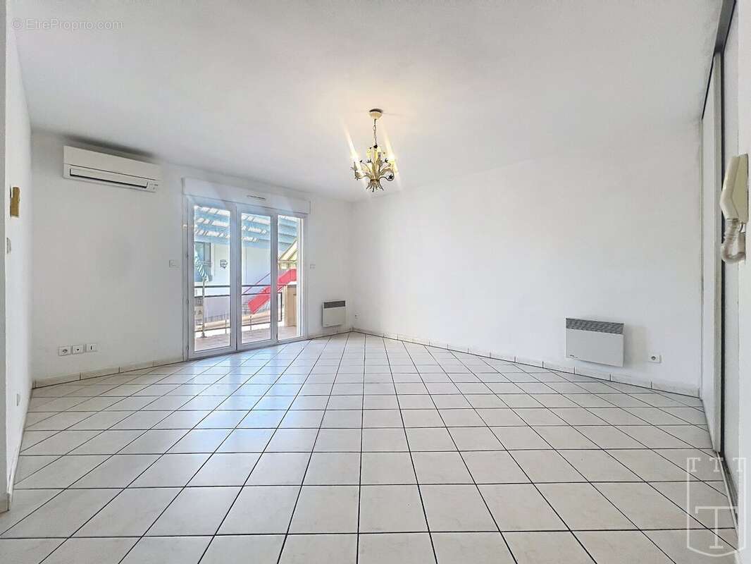 Appartement à AUBENAS