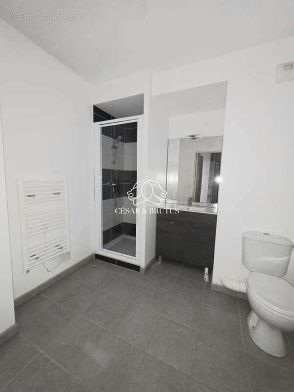 Appartement à LYON-8E