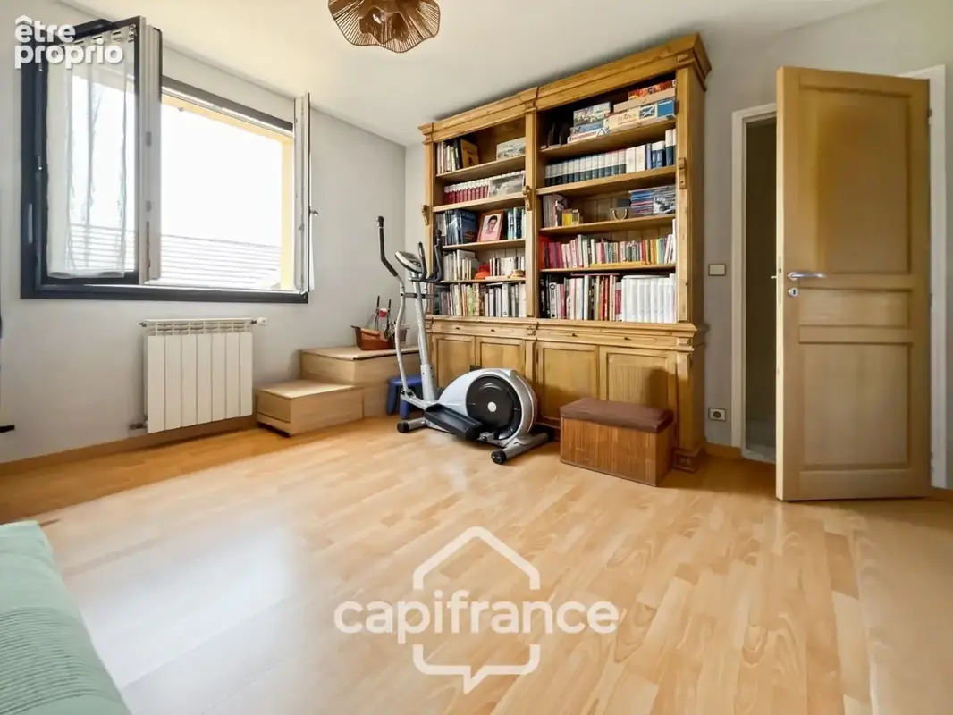 Maison familiale de standing, 4 chambres, au calme d'une impasse, Proche RER E et future ligne 15, à CHAMPIGNY-SUR-MARNE, limite - photo 11