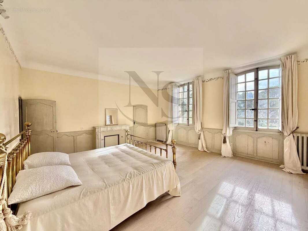 Aix-en-provence / propriété du xviiie siècle - domaine sécurisé avec dépendances - 5 minutes centre- ville - photo 17