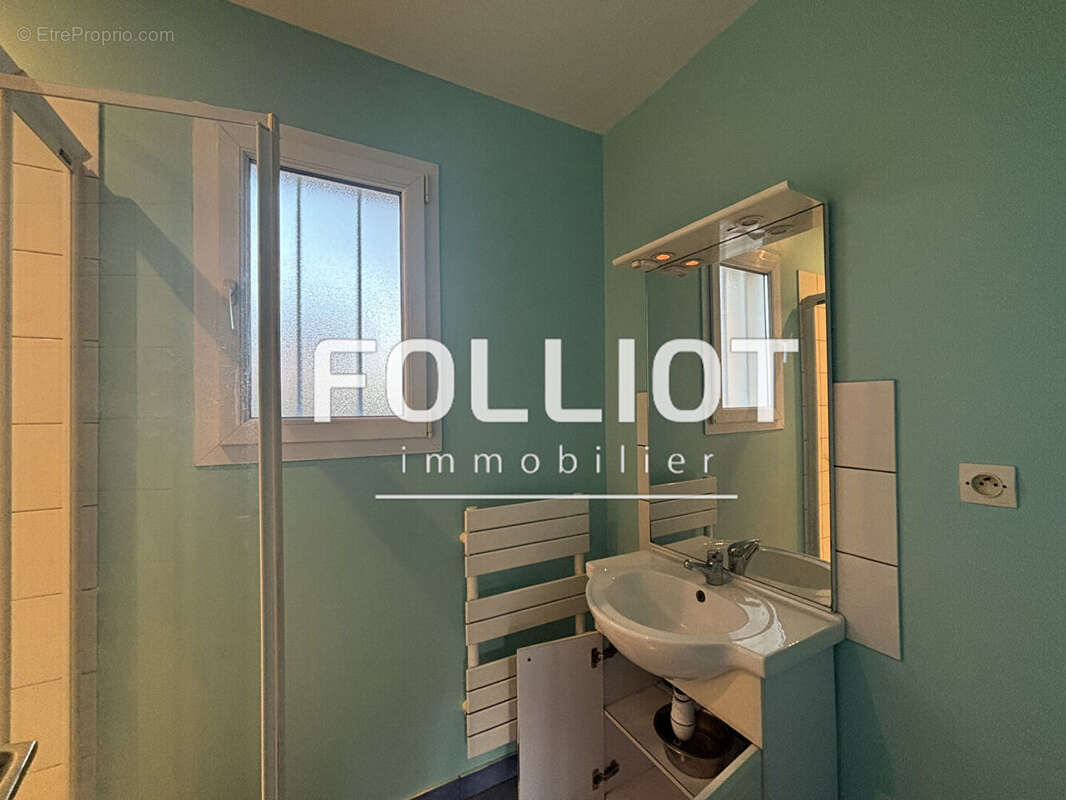 Maison à MONTMARTIN-SUR-MER