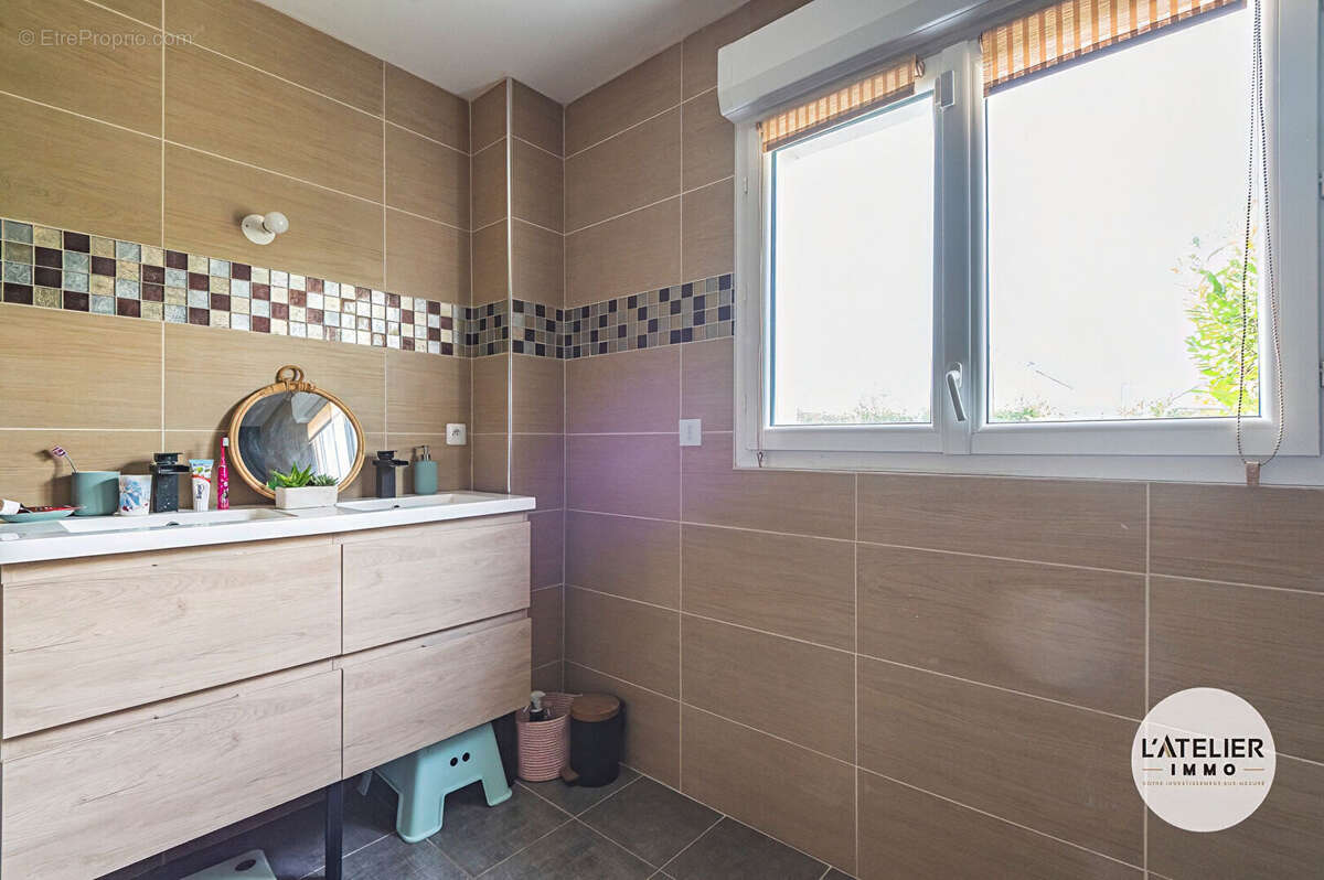 Maison à BAZANCOURT