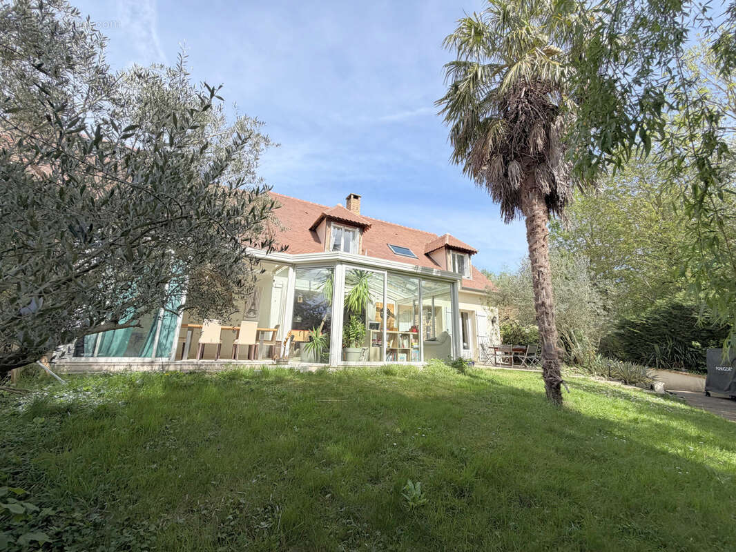 Maison à RUEIL-MALMAISON