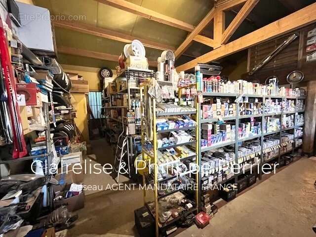 Commerce à LE THORONET