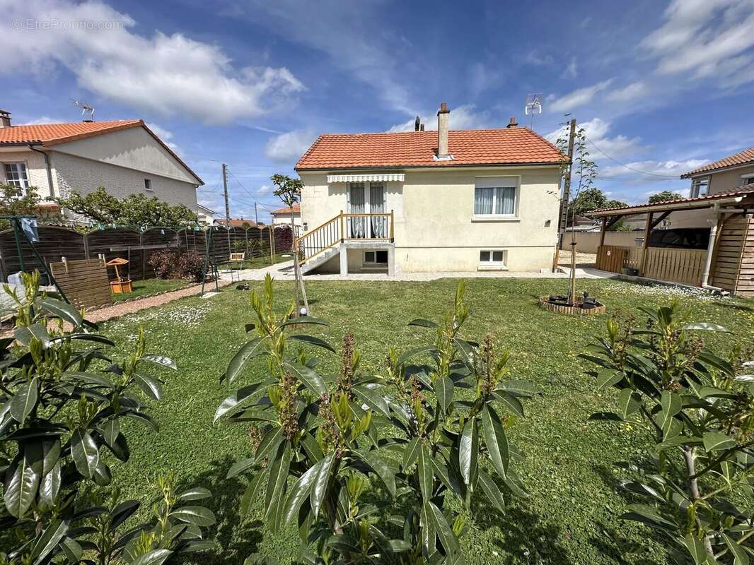 Maison à SAINT-JEAN-DE-THOUARS