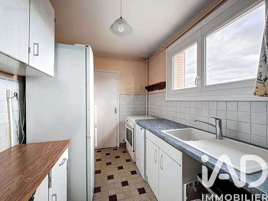 Photo 5 - Appartement à SAINT-MARTIN-D&#039;HERES