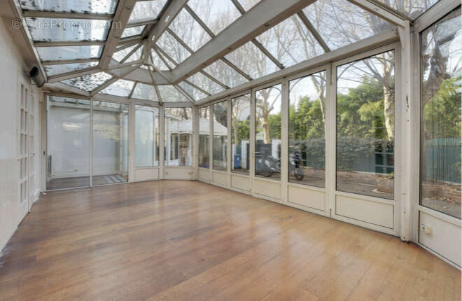 Maison à NEUILLY-SUR-SEINE