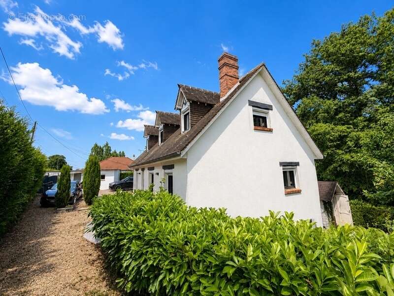 Propriété de rapport - cinq appartements loués meublés - rentabilité 8,6 % - Bernay - photo 5