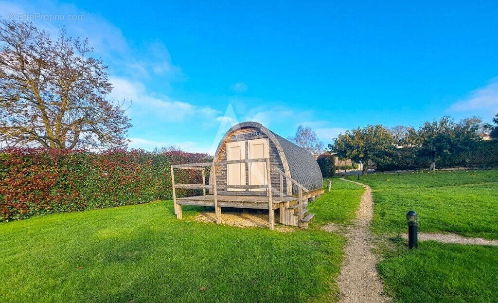 Maison à LES HERBIERS