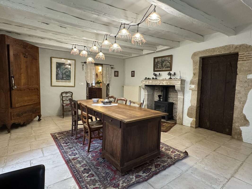 Maison à CIVAUX