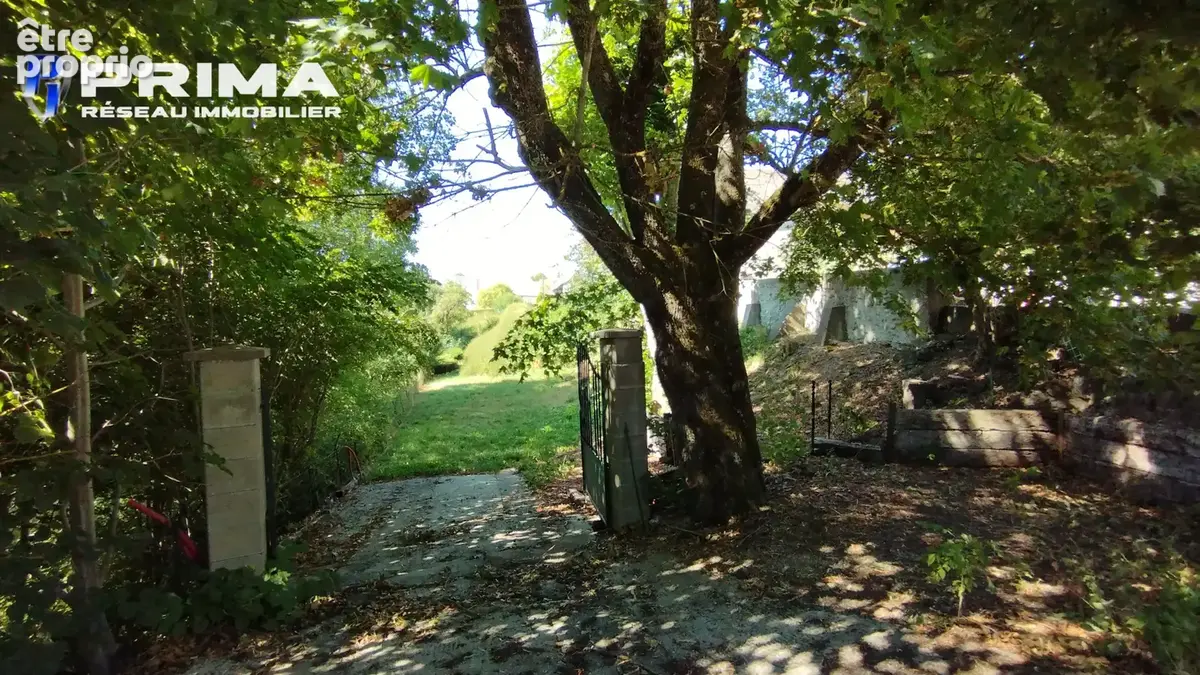 Terrain constructible Notre-Dame-de-Vaulx   Cœur de village   35 min de Grenoble - photo 2
