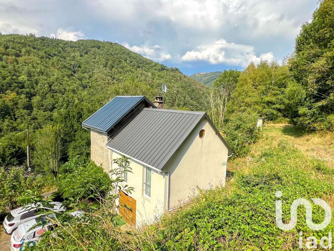 Photo 4 - Maison à SAINT-GENIEZ-D&#039;OLT