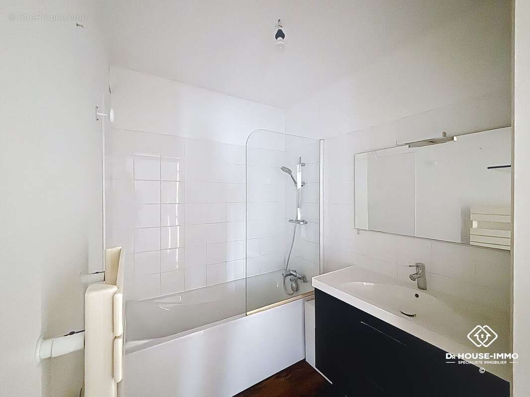 Appartement 72 m² à Merignac  - photo 8