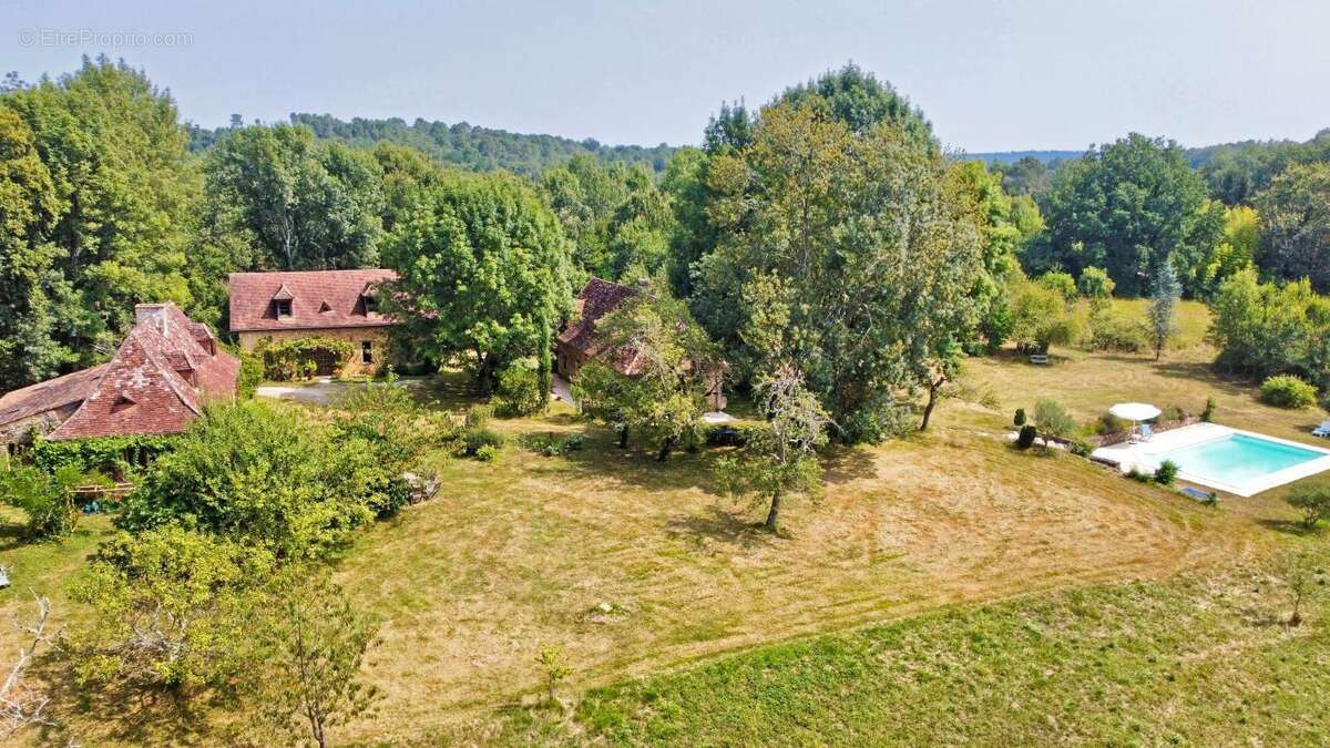 Maison à MAUZENS-ET-MIREMONT