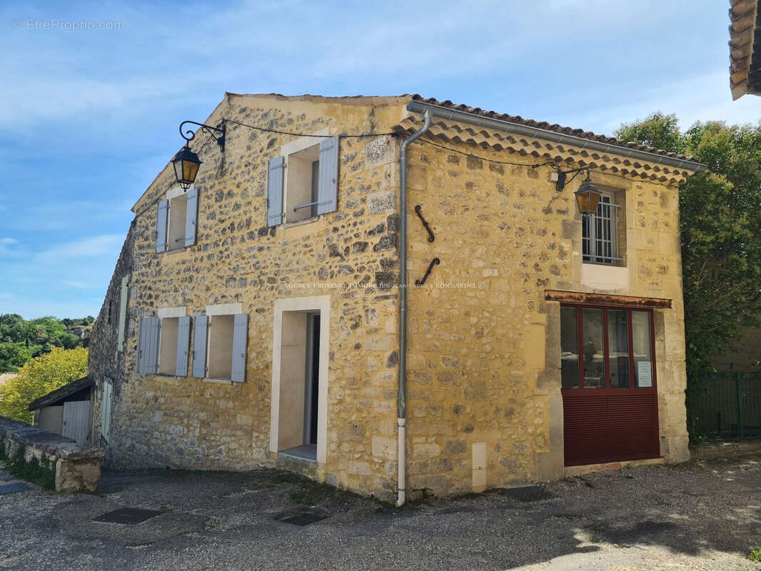 Maison 61 m² à Saint-Restitut  - photo 5