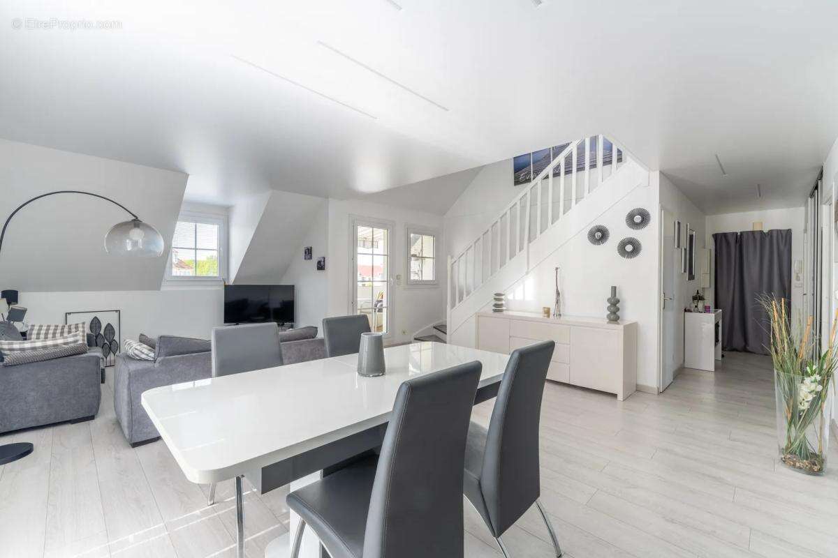 Appartement à CERGY